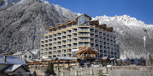 alpina-eclectic-hotel-chamonix-facade-1