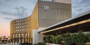 hotel-nh-toulouse-airport-facade-2