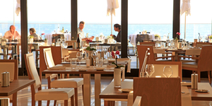 radisson-blu-resort-a-spa-ajaccio-bay-restaurant-3
