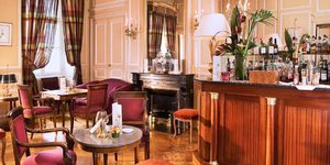 chateau-de-divonne-hotel-seminaire-bar-a