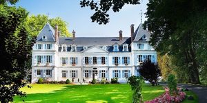 chateau-de-divonne-hotel-seminaire-facade-c