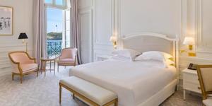 hotel-du-palais-biarritz---the-unbound-collection-by-hyatt-chambre-3